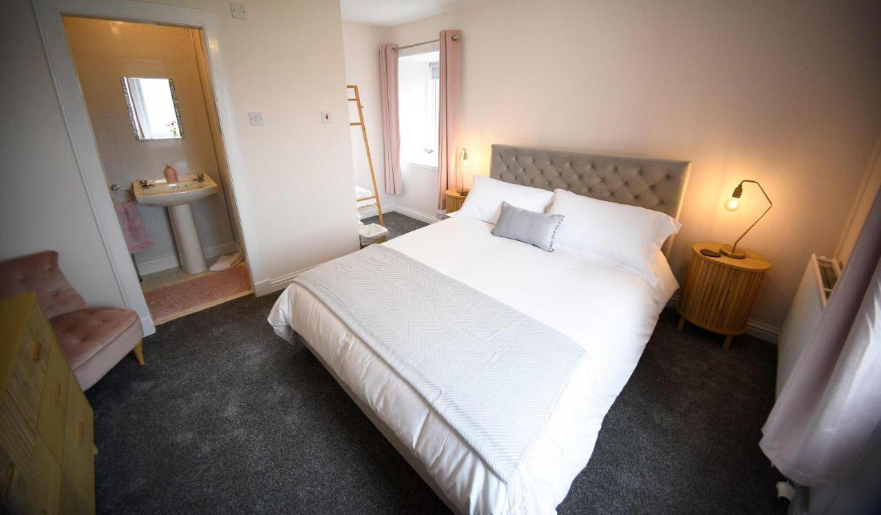 Tigh Beag Na Mara Apartment Roag Bagian luar foto