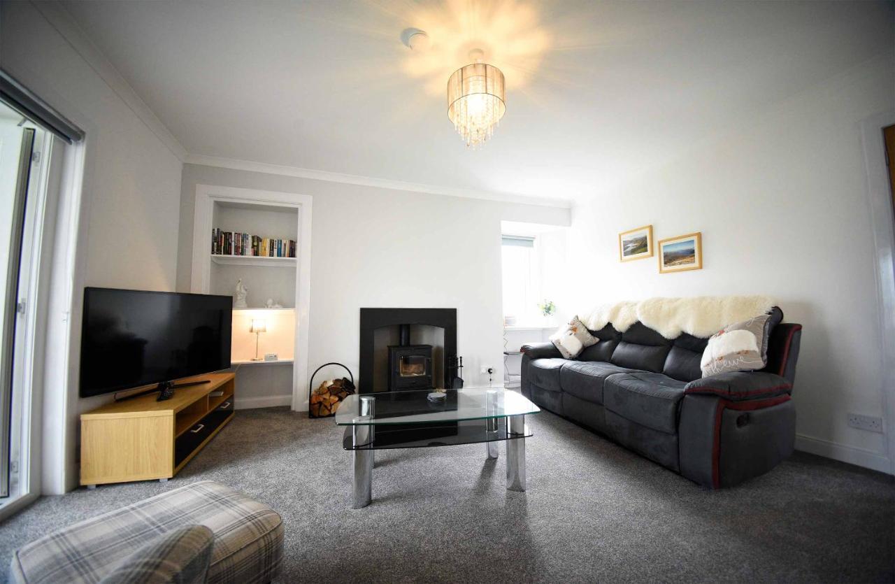 Tigh Beag Na Mara Apartment Roag Bagian luar foto