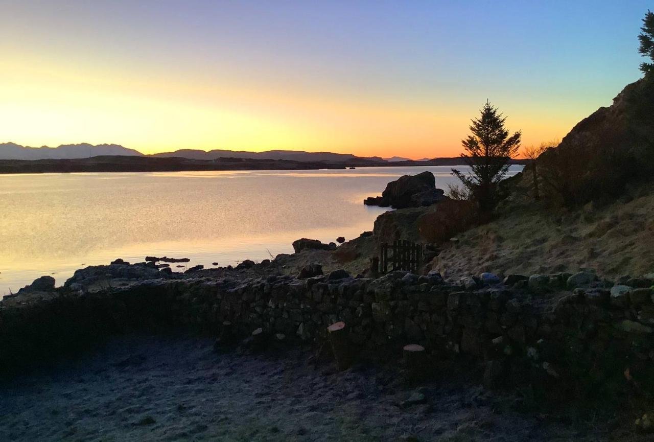 Tigh Beag Na Mara Apartment Roag Bagian luar foto