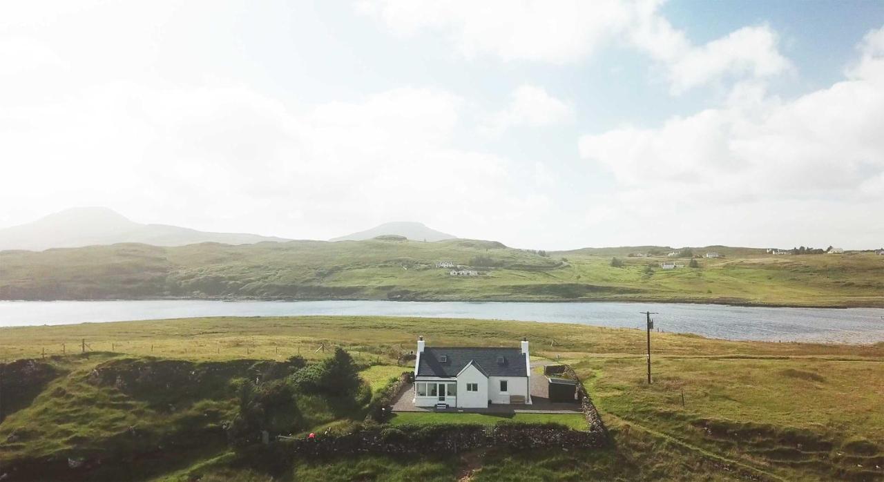 Tigh Beag Na Mara Apartment Roag Bagian luar foto